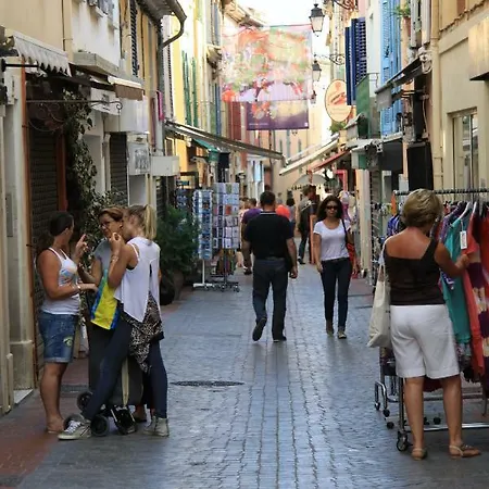 Apartmán Avec Patio Et Garage Centre Et